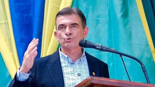 Paz responsabiliza al MAS por la falta de combustibles
