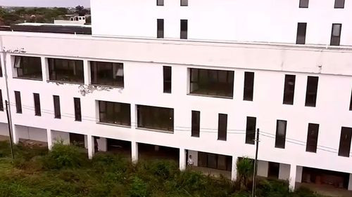 Aprehenden a funcionario por caso de hospital que no funciona