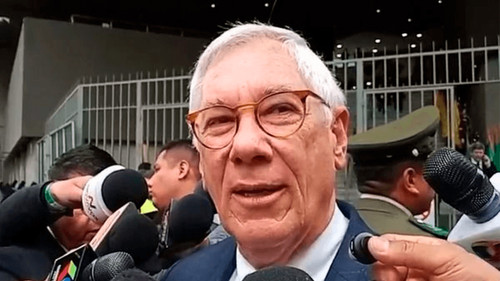 Eduardo Rodríguez Veltzé advierte que el déficit de justicia y la falta de representatividad debilitan la democracia