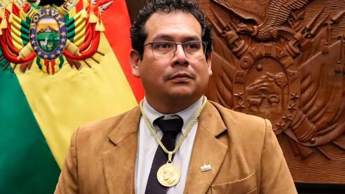 Castro anuncia reunión con directiva de Diputados y destaca apoyo de la oposición