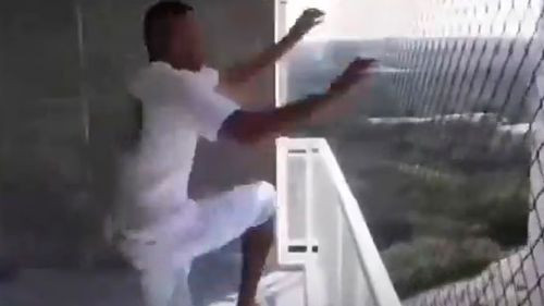 Salto desde edificio en Brasil desata polémica
