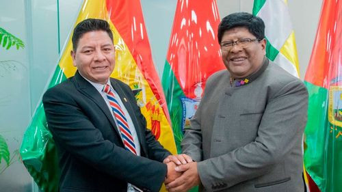 El Alto y Viacha acuerdan impulsar cuatro vías