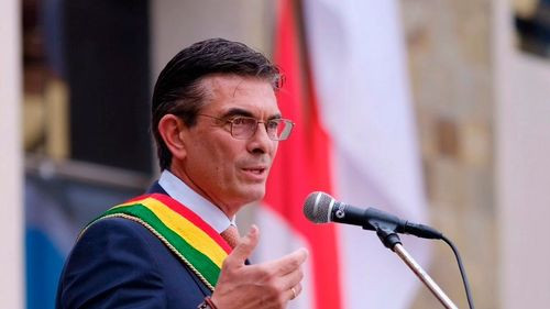 Rodrigo Paz destaca estabilización del dólar y ordenamiento del sector público tras la crisis de 2025