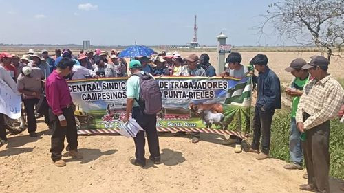 Productores de Yapacaní mantienen toma de pozo petrolero por falta de diésel y esperan comisión de YPFB