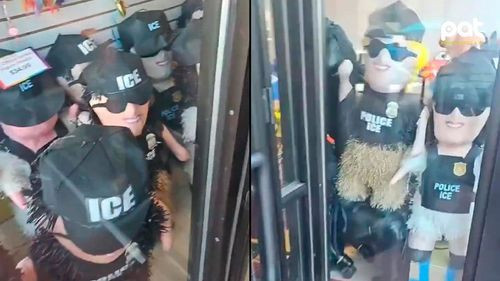 Negocio latino en Chicago lanza piñatas con forma de agentes de ICE y provoca reacción en redes