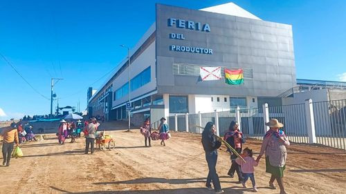 El presidente Luis Arce entregó el Mercado del Productor al Consumidor en Sucre