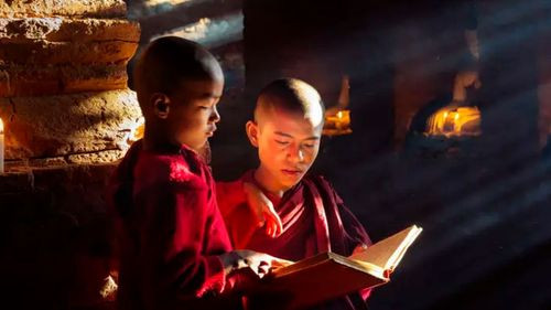 El Dalai Lama confirma que su sucesor será elegido según la tradición tibetana