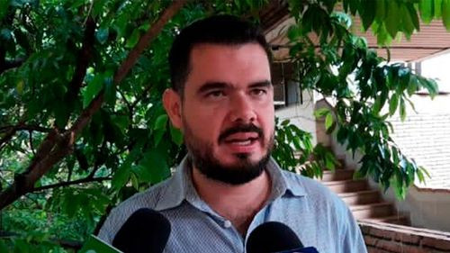 Efraín Suárez, Asesor de Gestión de la Gobernación, expone sobre proceso Legal de Suplencia Gubernamental