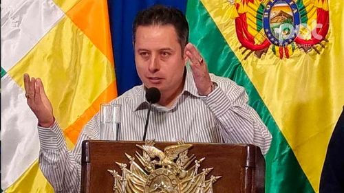 Lara propone eliminar la renta vitalicia de Bs 25.000 a expresidentes y la inspección técnica vehicular