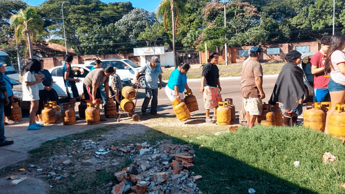 Persisten dificultades en  la distribución de garrafas de gas en el país