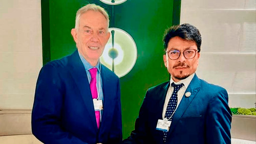 Canciller destaca interés por litio y tecnología y anuncia visita de comisión de Tony Blair