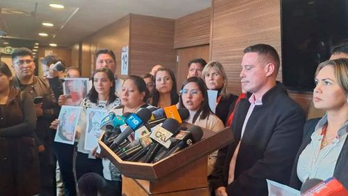 Bancada de Libre da 24 horas para renuncia de autoridades del área de hidrocarburos