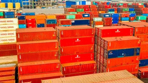 Colombia impone aranceles del 100% a Ecuador en medio de crisis diplomática