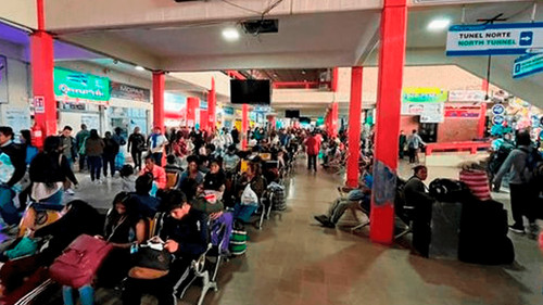 Suspenden salidas de buses en la Terminal Bimodal por protesta