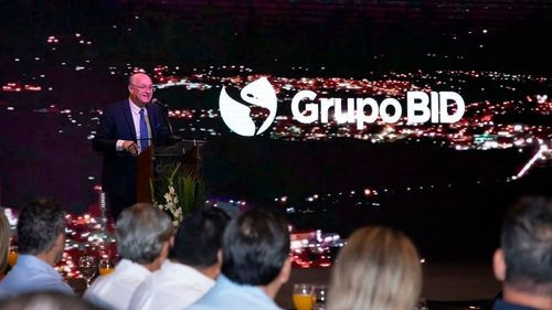 BID proyecta apoyar minería, agroindustria, energía y turismo en Bolivia