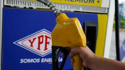 Falta de gasolina Premium Plus afecta al eje central del país