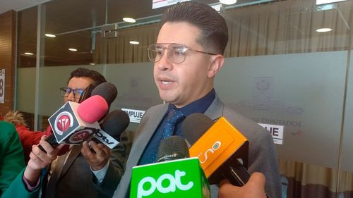 Comisión de Justicia tratará ley antibloqueos este miércoles, según diputado Rojas