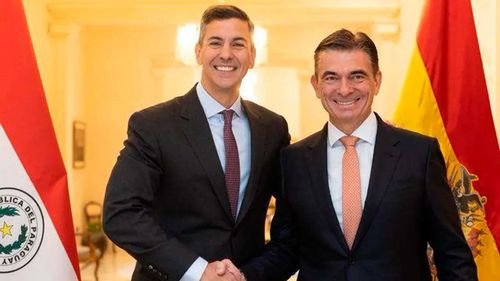 Impulso a la hidrovía y al corredor bioceánico marcan la reunión entre Paz y Peña