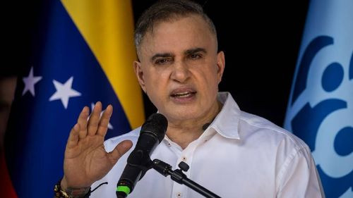 Imagen de Fiscal Chavista amenaza a Edmundo González Urrutia y defiende al régimen de Maduro