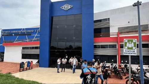  Justicia ordena a YPFB y al Gobierno garantizar gasolina de calidad y resarcir daños a vehículos