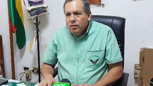 El 20% de micros no está trabajando y el transporte público exige  que se normalice el abastecimiento de combustible