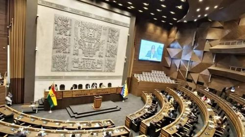 Asambleístas retoman funciones tras receso legislativo; 9 créditos figuran en la agenda semanal de Diputados