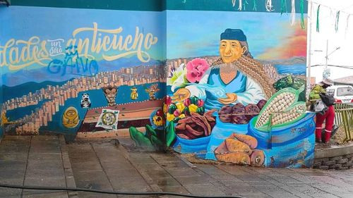 Alcaldía y artistas pintan murales y limpian sectores aledaños al Multifuncional de la Ceja 