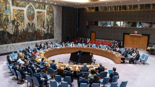 Macron prevé restablecimiento de sanciones contra Irán a finales de septiembre