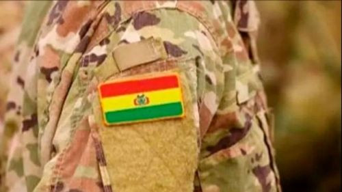 Fallece instructor militar durante un salto de paracaidismo en Cochabamba