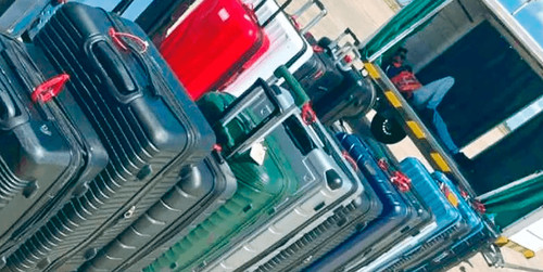 Ministro Oviedo denuncia a capitán y teniente por presunto encubrimiento en caso de las 32 maletas