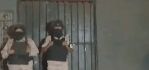 Clausuran locales por vender alcohol pese a la ley seca durante el auto de buen gobierno