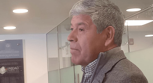 Senador afirma que la falta de recursos impide normalizar el abastecimiento de combustibles