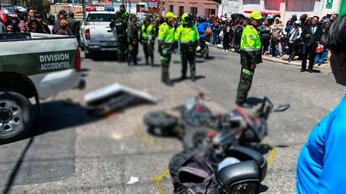 UN Motociclista  fue  arrollado  por  un camión y perdió la  vida , en la  avenida  montes 