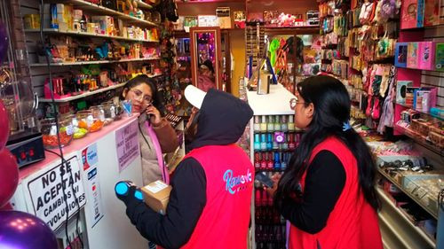 Alcaldía de El Alto socializa la Rebajita Tributaria en la Ceja y anuncia operativos en más zonas comerciales