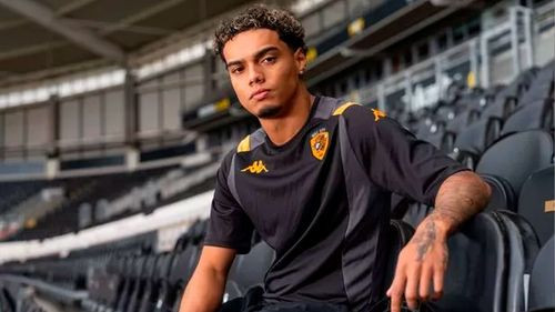 João Mendes busca su propio camino lejos de la sombra de Ronaldinho