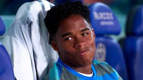 Endrick mantiene la calma pese a la espera de su debut en el Real Madrid