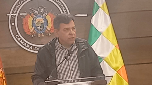 Presidente del Senado informa aprobación de declaración camaral en rechazo a la injerencia externa y exige investigar a activistas argentinos