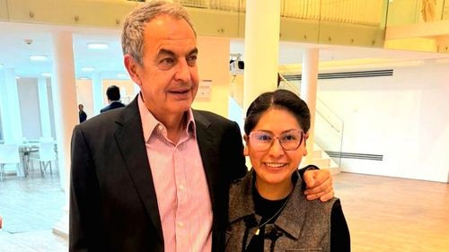 Alcaldesa Eva Copa participa de  encuentro regional de liderazgo  transformador y democracia  inclusiva en Uruguay