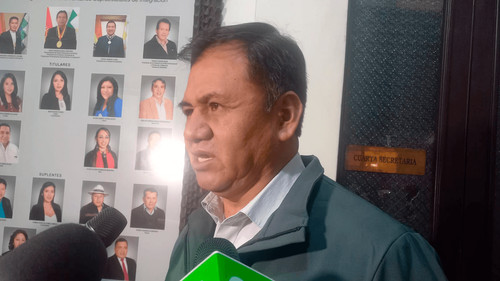 Senador del PDC exhorta a dirigentes de los Túpac Katari a deponer actitudes intransigentes y abrirse al diálogo