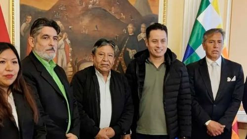 Concluye reunión de transición entre Lara y Choquehuanca