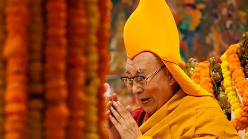 Dalai Lama confirma sucesor ante presiones chinas por control de su reencarnación