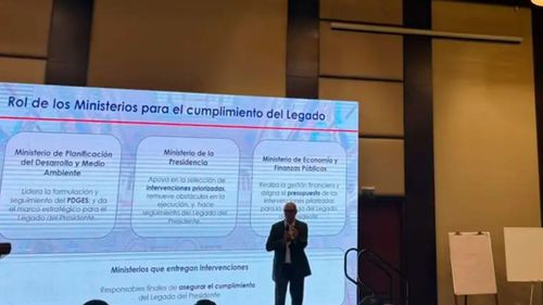 Paz afirma que el Cengob agiliza la gestión pública