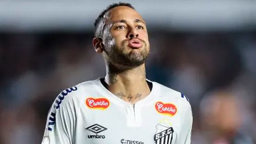Neymar responde con dureza a  insultos tras caída del Santos