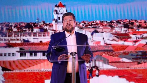 Samuel Doria Medina presenta su plan &quot;Soluciones para Chuquisaca&quot;
