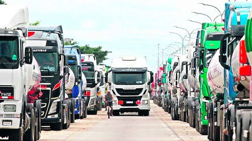 Escasez de diésel afecta al transporte y amenaza la producción agropecuaria