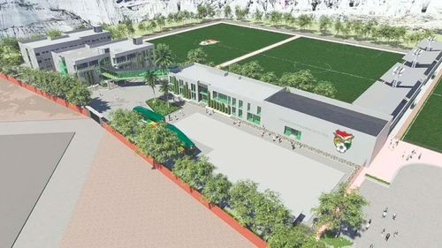 La Casa de la Verde contará con  tres canchas de césped natural en  Achumani