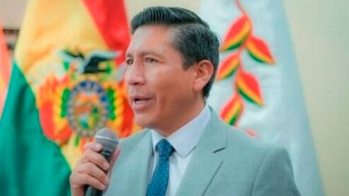 Exviceministro García responde más de 80 preguntas en el caso Cerimedo