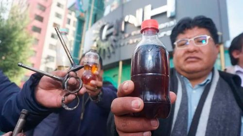 Transportistas mantienen protestas por segundo día por presunta mala calidad de la gasolina