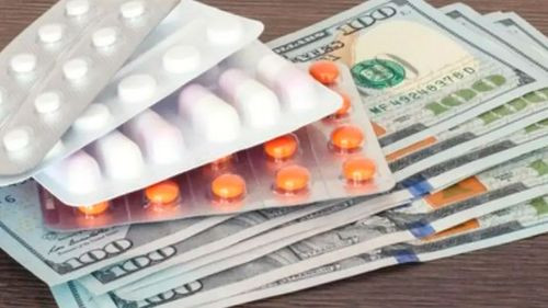 Escasez de dólares frena importación de medicamentos oncológicos en Bolivia