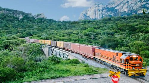 Vuelve tren de pasajeros a la Chiquitanía